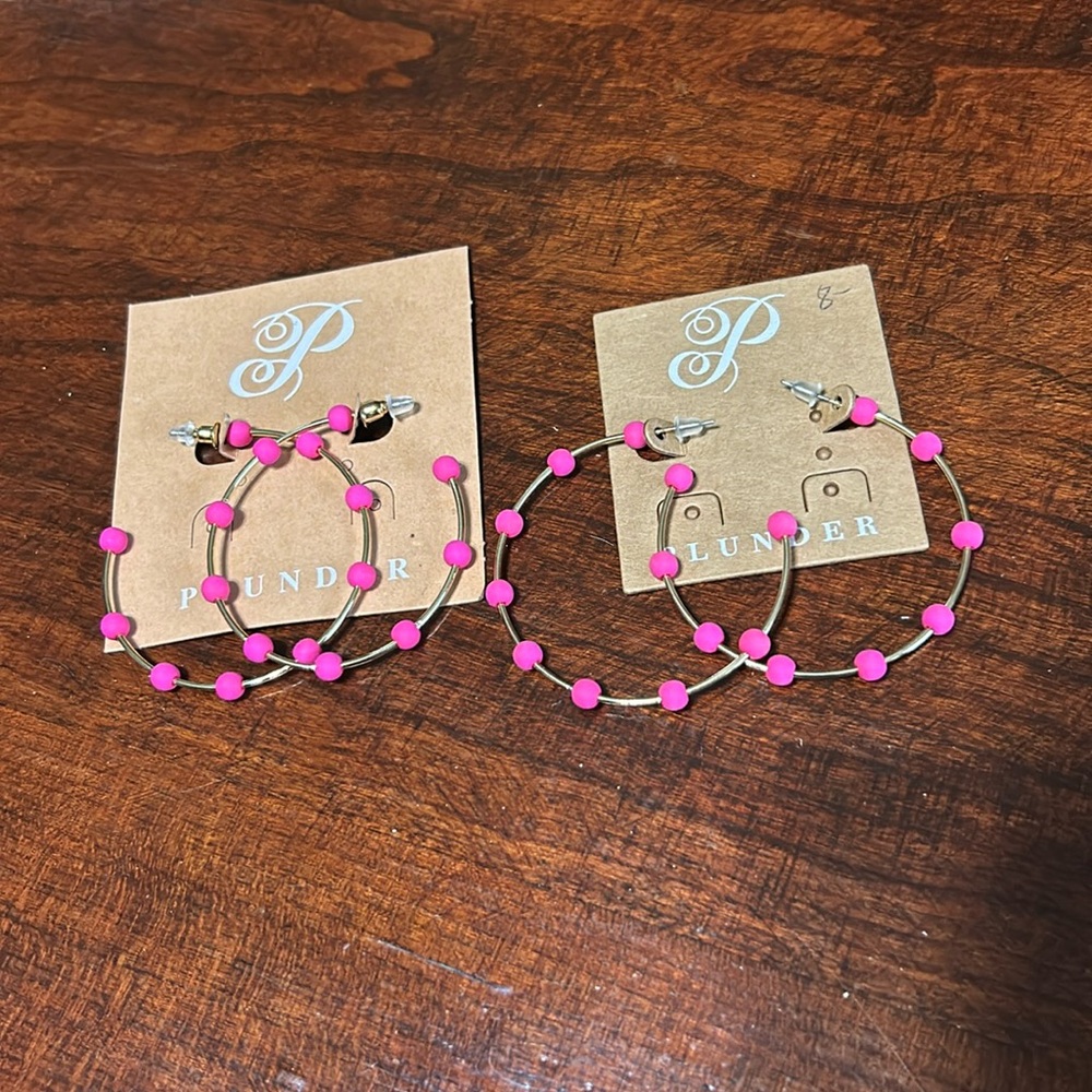 ****SOLD******Plunder earrings